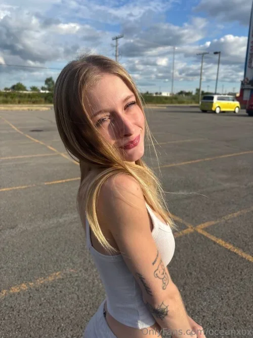 3024x4032_5b92607fce8248e9d136f11d3423d2e09bff26ee8355ffb8.md.webp