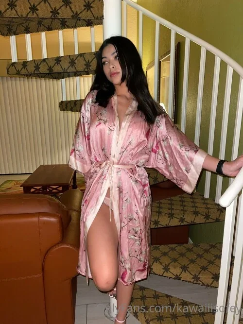 1536x2048_287385f19070c6e7be6019a4ef787e19a822500116e6e8ce.md.webp